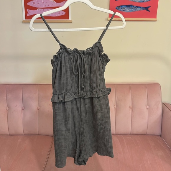 Gray Ruffled Jumpsuit - Picture 1 of 4